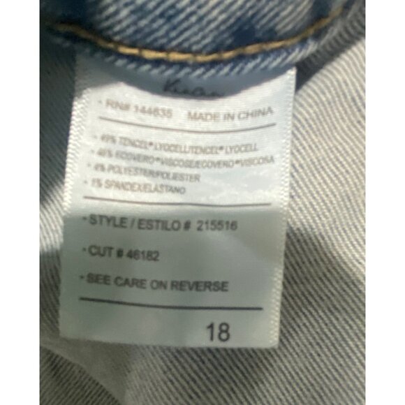 KanCan Estilo Jeans Womens Size 18 Light Wash Distressed Denim Straight Leg - Picture 4 of 14